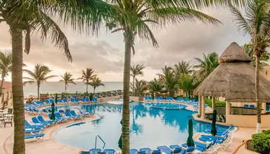 GR Solaris Cancun