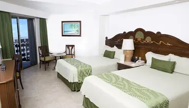 GR Solaris Cancun
