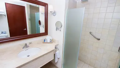 GR Solaris Cancun