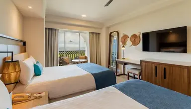 GR Solaris Cancun