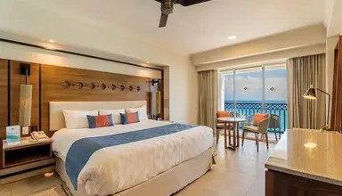 GR Solaris Cancun