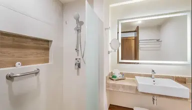 GR Solaris Cancun