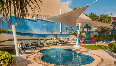 GR Solaris Cancun
