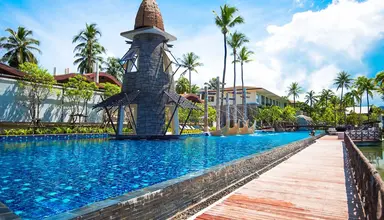 Graceland Khaolak Beach Resort