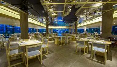 Graceland Khaolak Beach Resort