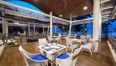 Graceland Khaolak Beach Resort