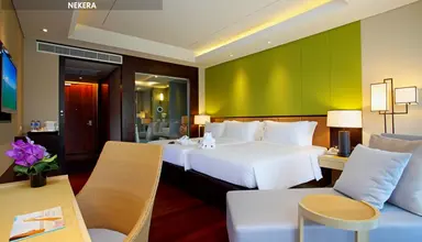 Graceland Khaolak Beach Resort