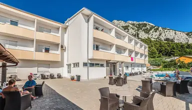 Gradac Hotel