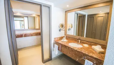 Gran Caribe Real Resort & Spa