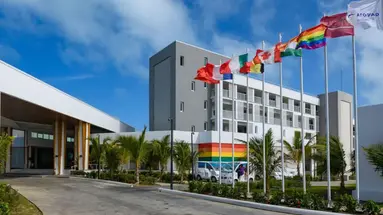 Gran Muthu Rainbow