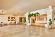 Gran Serena Hotel