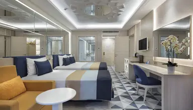 Granada Luxury Beach
