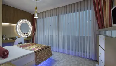 Granada Luxury Okurcalar