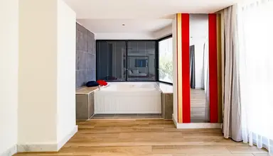 Granada Luxury Red