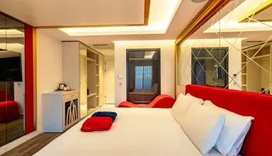 Granada Luxury Red