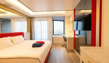 Granada Luxury Red