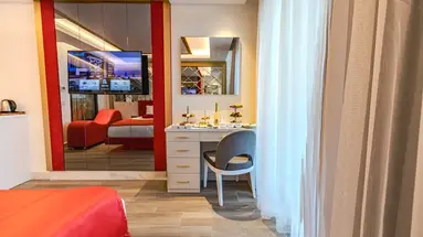 Granada Luxury Red