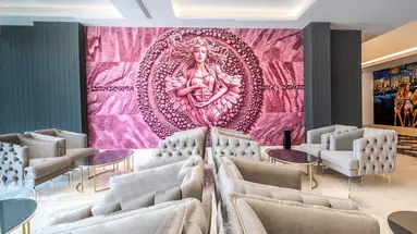 Granada Luxury Red