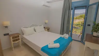 Grand Akrotiri