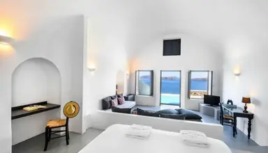 Grand Ambassador Santorini 