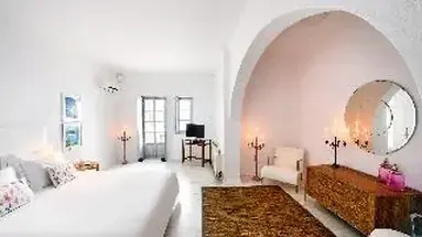 Grand Ambassador Santorini 