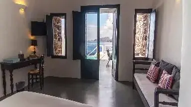 Grand Ambassador Santorini 