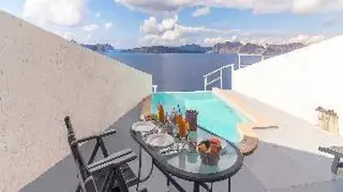 Grand Ambassador Santorini 