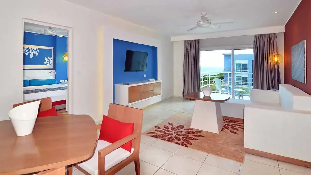 Grand Aston Cayo Las Brujas Beach Resort
