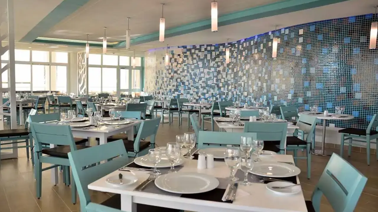 Grand Aston Cayo Las Brujas Beach Resort