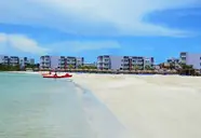 Grand Aston Cayo Las Brujas Beach Resort 