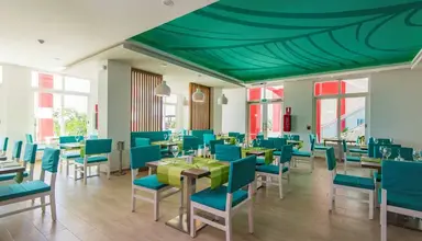 Grand Aston Cayo Las Brujas Beach Resort