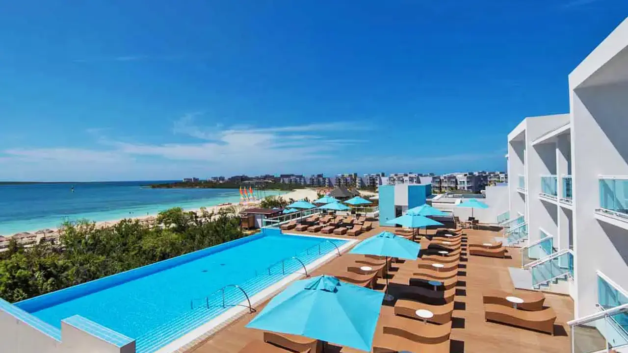 Grand Aston Cayo Las Brujas Beach Resort