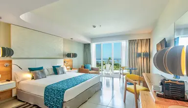 Grand Aston Varadero