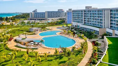 Grand Aston Varadero