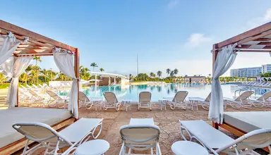 Grand Aston Varadero
