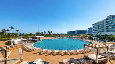 Grand Aston Varadero