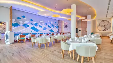 Grand Aston Varadero