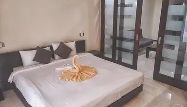 Grand Bay Suites
