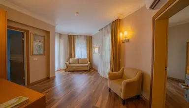 Grand Cettia