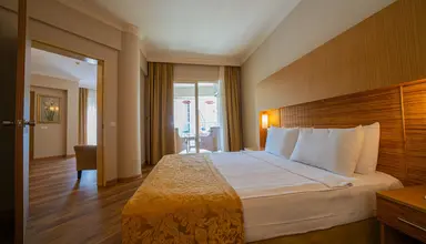 Grand Cettia