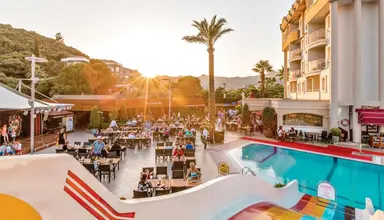 Grand Cettia