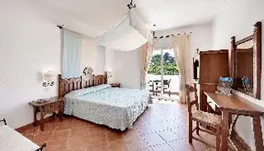 Grand Colonna Capo Testa