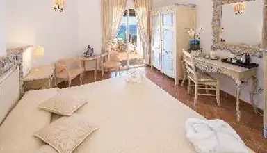 Grand Colonna Capo Testa