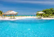 Grand Decameron Cornwall Beach