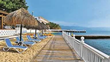 Grand Decameron Montego Beach