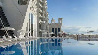 Grand Gloria
