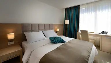 Grand Hotel Adriatic II
