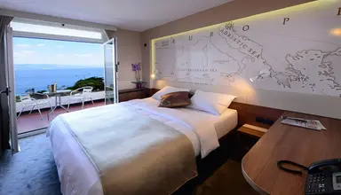 Grand Hotel Adriatic II