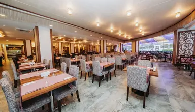 Grand Ideal Premium