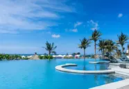 Grand Mirage Resort